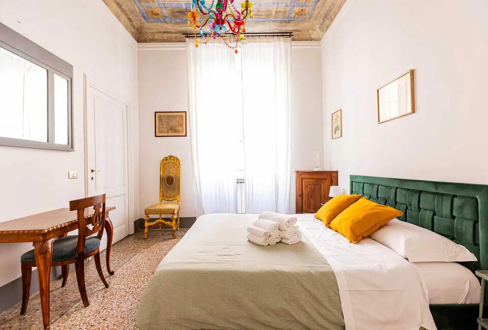 Spacious 19th-Century Apartment Overlooking Diocletian’s Baths - Rome, Italy