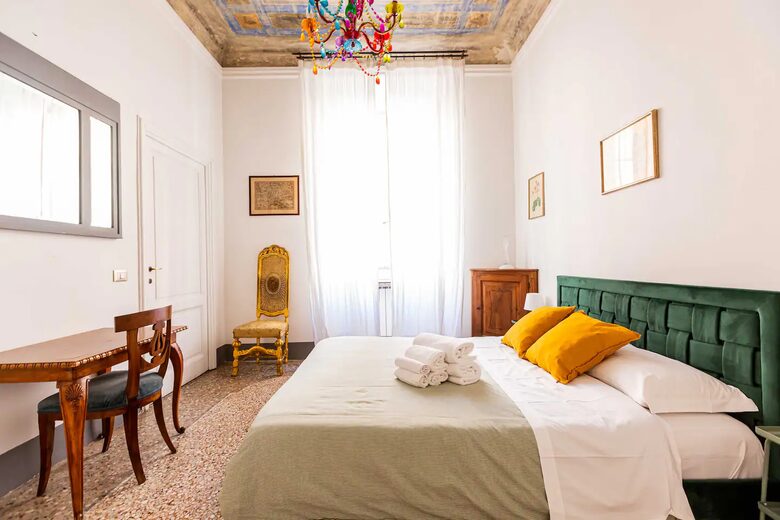 Spacious 19th-Century Apartment Overlooking Diocletian’s Baths - Rome, Italy