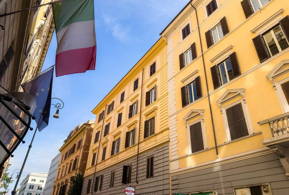 Spacious 19th-Century Apartment Overlooking Diocletian’s Baths - Rome, Italy
