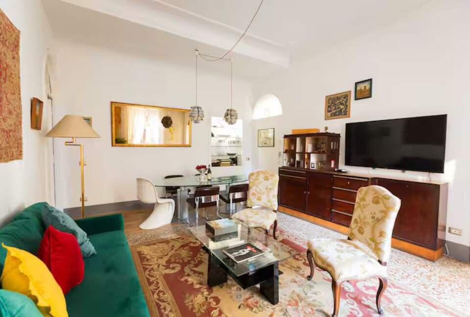 Spacious 19th-Century Apartment Overlooking Diocletian’s Baths - Rome, Italy