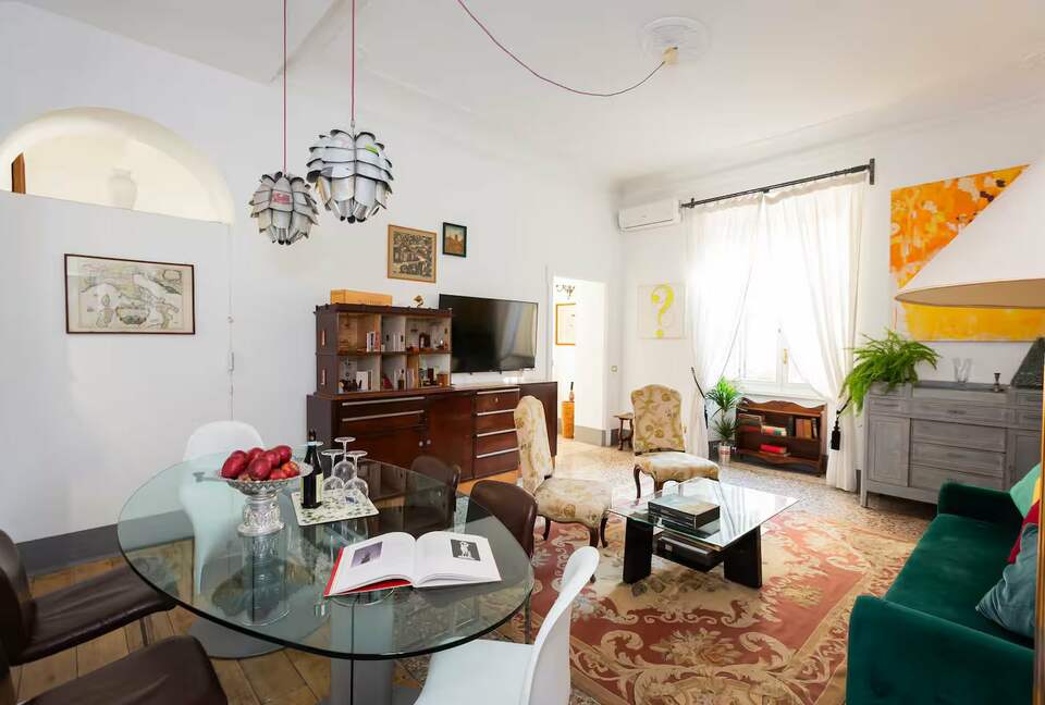 Spacious 19th-Century Apartment Overlooking Diocletian’s Baths - Rome, Italy