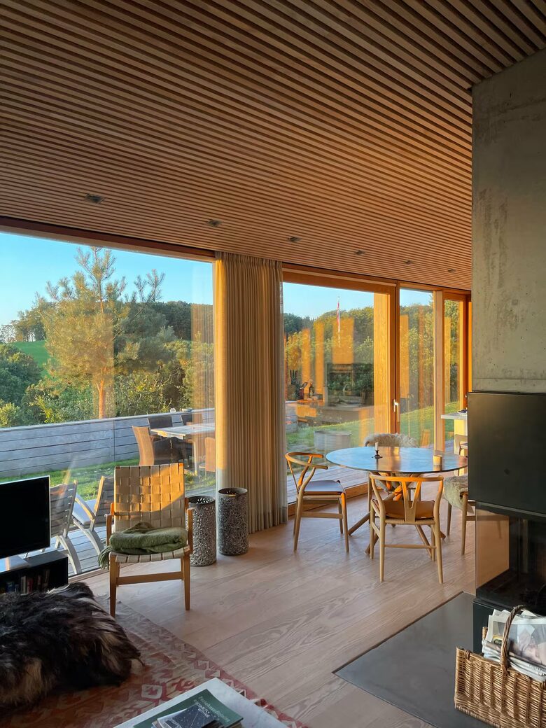 The Summerhouse: Artful Living on the Water - Ebeltoft, Denmark