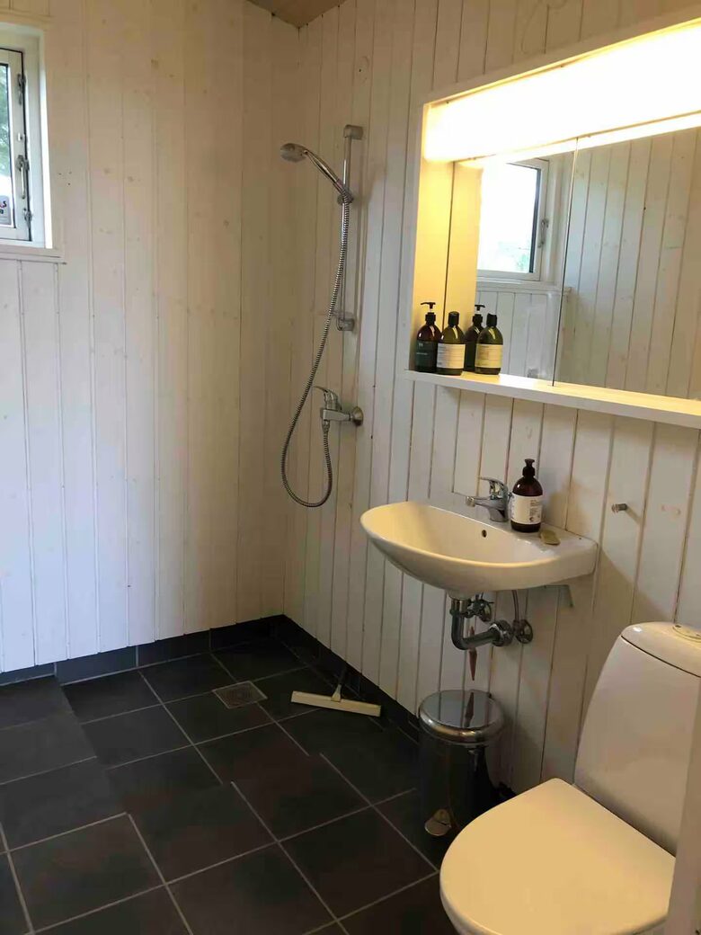 The Summerhouse: Artful Living on the Water - Ebeltoft, Denmark