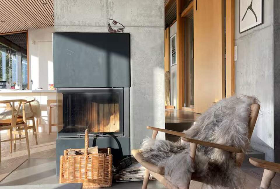 The Summerhouse: Artful Living on the Water - Ebeltoft, Denmark