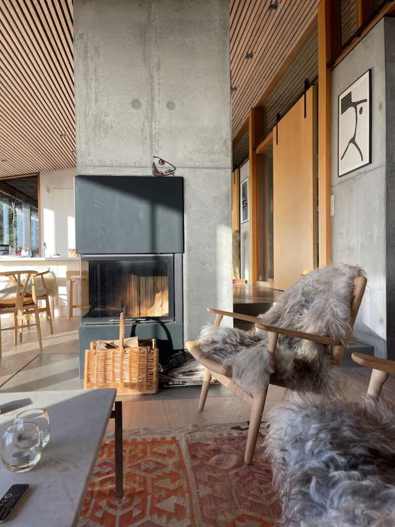 The Summerhouse: Artful Living on the Water - Ebeltoft, Denmark