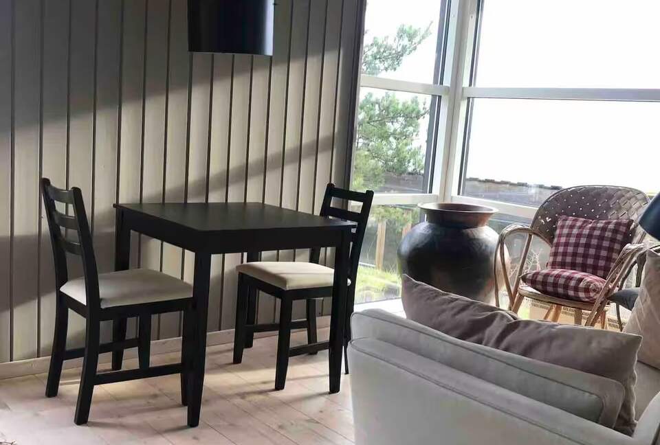 The Summerhouse: Artful Living on the Water - Ebeltoft, Denmark