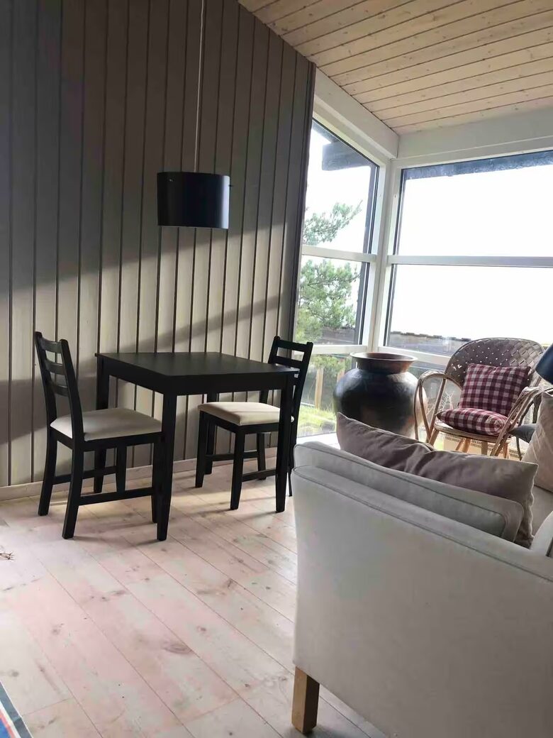 The Summerhouse: Artful Living on the Water - Ebeltoft, Denmark