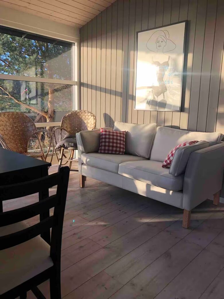 The Summerhouse: Artful Living on the Water - Ebeltoft, Denmark