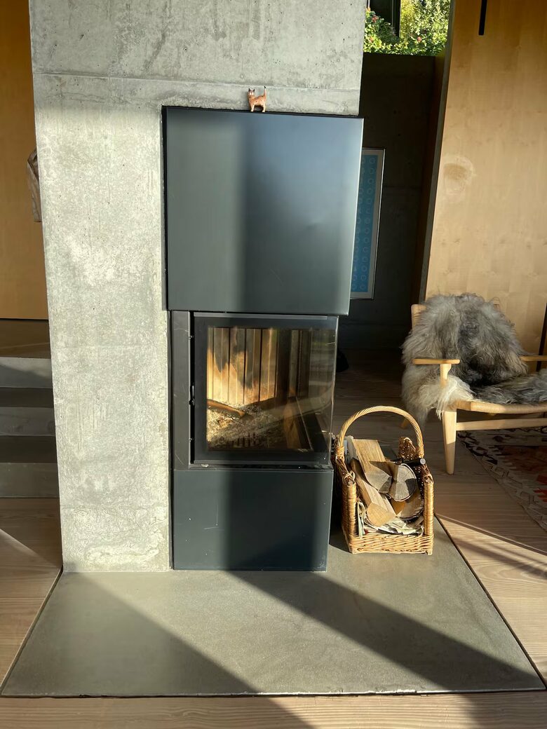 The Summerhouse: Artful Living on the Water - Ebeltoft, Denmark