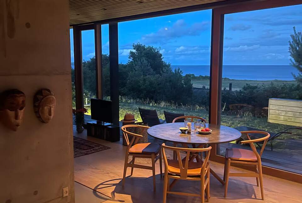 The Summerhouse: Artful Living on the Water - Ebeltoft, Denmark