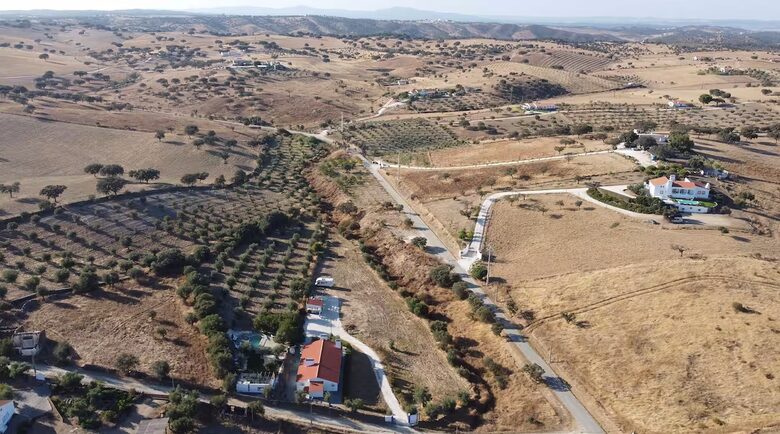 Peaceful Estate with Alqueva Views - Alandroal, Portugal