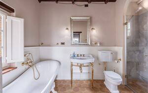 Al Bastini - Lucca, Italy