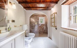 Al Bastini - Lucca, Italy