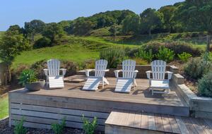 Relaxed Coastal Home Overlooking Seven Mile Beach - Gerroa, Australia