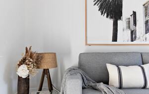 Relaxed Coastal Home Overlooking Seven Mile Beach - Gerroa, Australia