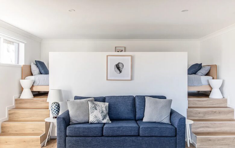 Relaxed Coastal Home Overlooking Seven Mile Beach - Gerroa, Australia