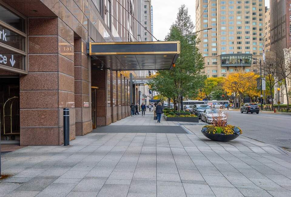 Skyline Sanctuary on the Magnificent Mile - Chicago, Illinois