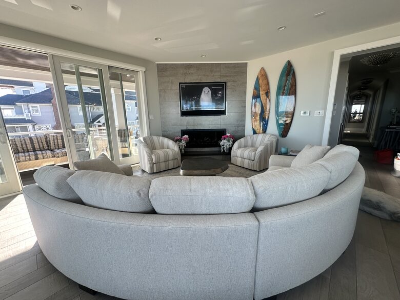 Oceanfront Elegance | A Coastal Retreat in Ocean City - Ocean City, New Jersey