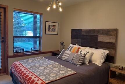 Mountain Forest Retreat Near Whistler Village - Whistler, Canada