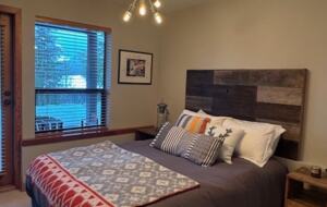 Mountain Forest Retreat Near Whistler Village - Whistler, Canada