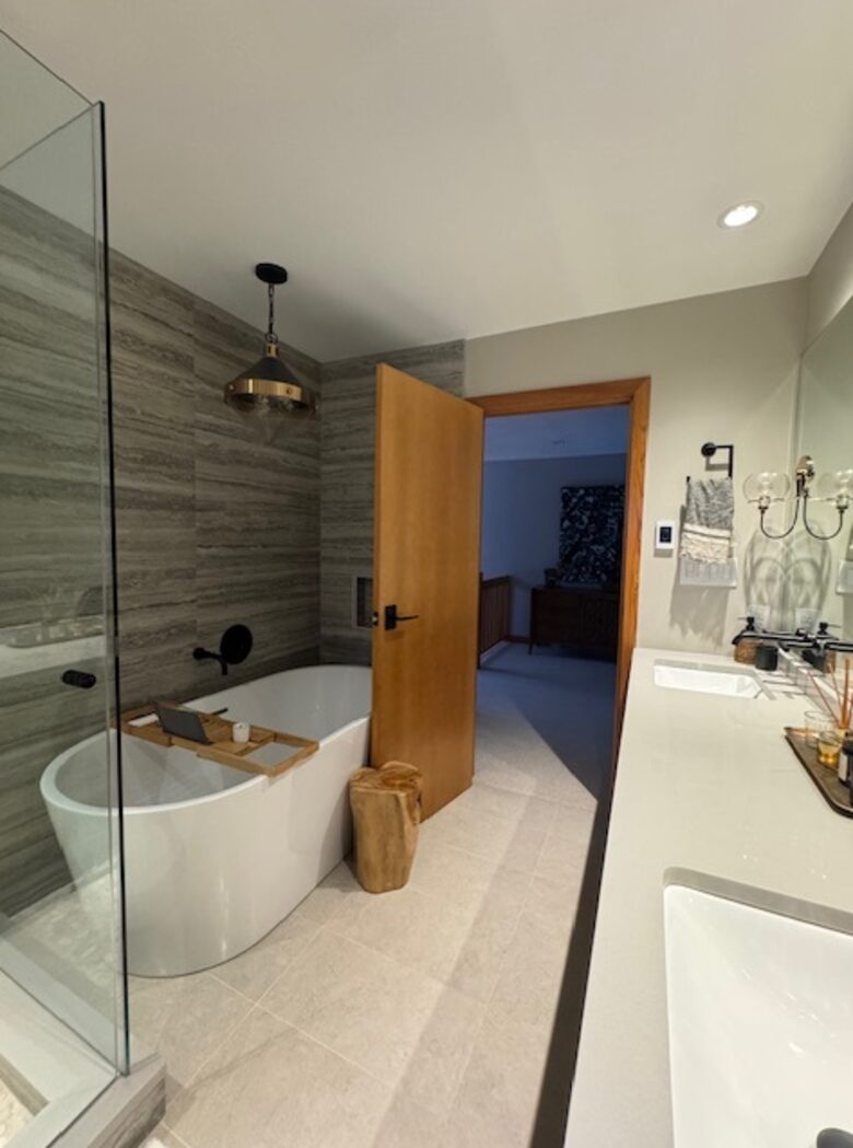 Mountain Forest Retreat Near Whistler Village - Whistler, Canada