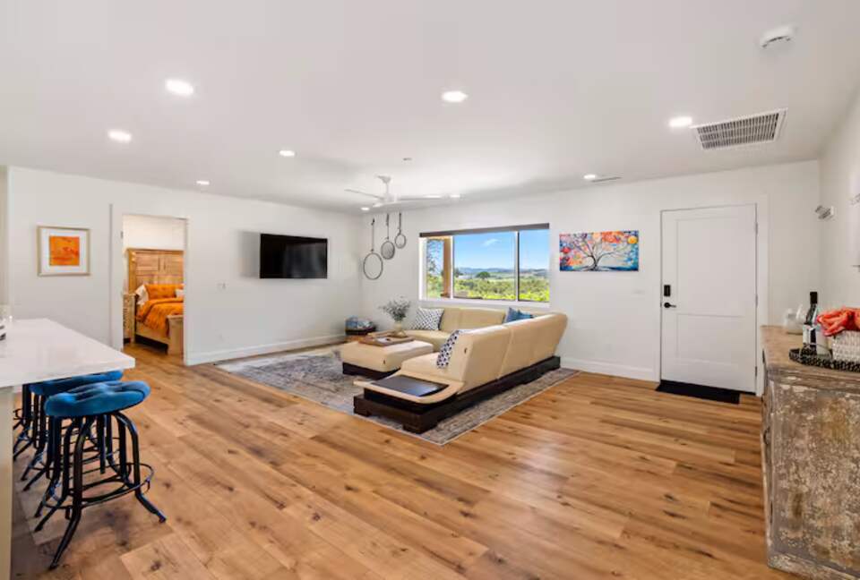 Wine Country Escape with Panoramic Vineyard Views - Paso Robles, California