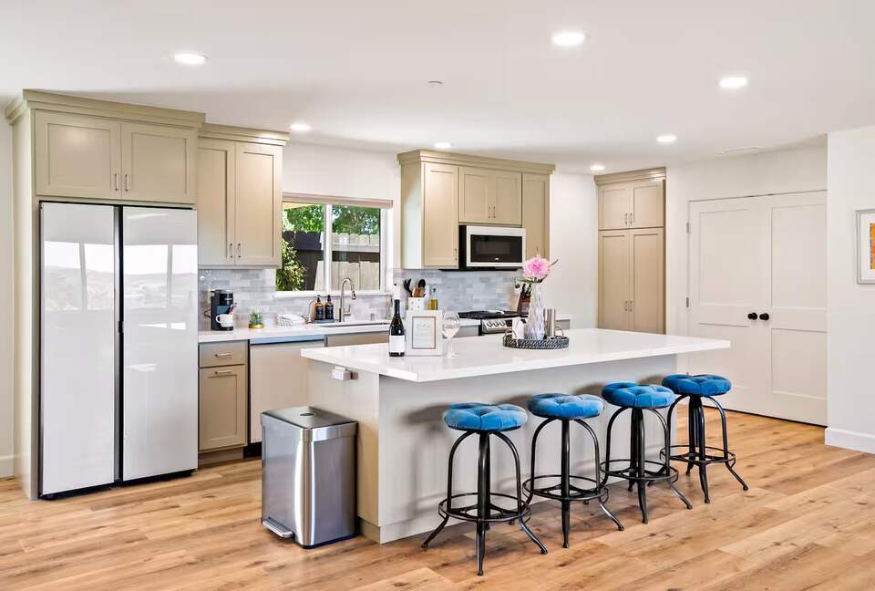 Wine Country Escape with Panoramic Vineyard Views - Paso Robles, California