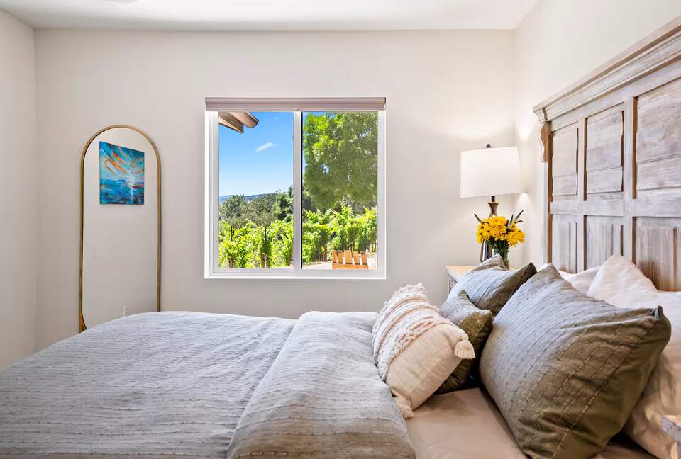 Wine Country Escape with Panoramic Vineyard Views - Paso Robles, California
