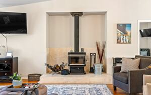 Private Vineyard Estate Retreat in Paso Robles Willow Creek District - Paso Robles, California