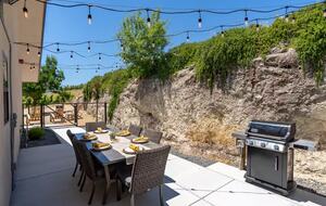 Wine Country Escape with Panoramic Vineyard Views - Paso Robles, California