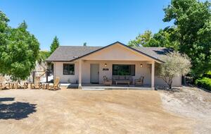 Wine Country Escape with Panoramic Vineyard Views - Paso Robles, California