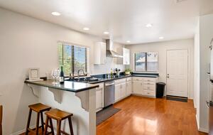 Private Vineyard Estate Retreat in Paso Robles Willow Creek District - Paso Robles, California