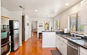 Private Vineyard Estate Retreat in Paso Robles Willow Creek District - Paso Robles, California