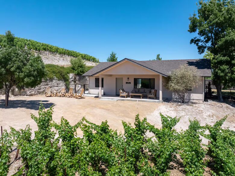 Wine Country Escape with Panoramic Vineyard Views - Paso Robles, California