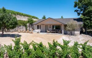 Wine Country Escape with Panoramic Vineyard Views - Paso Robles, California