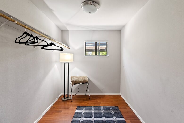 Private Vineyard Estate Retreat in Paso Robles Willow Creek District - Paso Robles, California