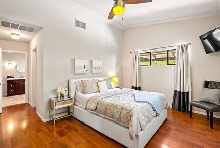 Private Vineyard Estate Retreat in Paso Robles Willow Creek District - Paso Robles, California