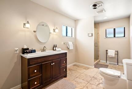 Private Vineyard Estate Retreat in Paso Robles Willow Creek District - Paso Robles, California