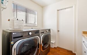 Private Vineyard Estate Retreat in Paso Robles Willow Creek District - Paso Robles, California