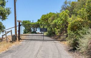 Private Vineyard Estate Retreat in Paso Robles Willow Creek District - Paso Robles, California