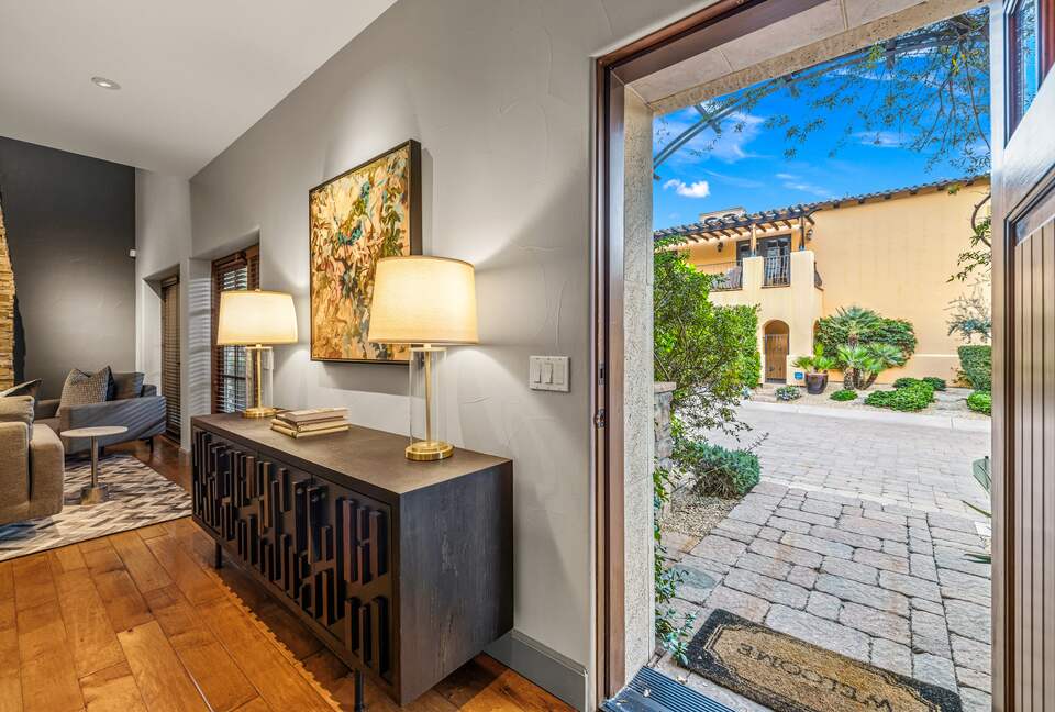 Private Tuscan-Inspired Escape in the Heart of Palm Springs - Palm Springs, California