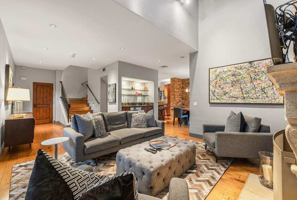 Private Tuscan-Inspired Escape in the Heart of Palm Springs - Palm Springs, California