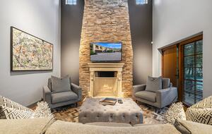 Private Tuscan-Inspired Escape in the Heart of Palm Springs - Palm Springs, California