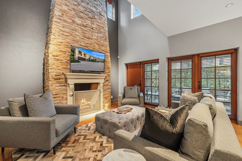 Private Tuscan-Inspired Escape in the Heart of Palm Springs - Palm Springs, California