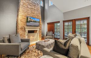 Private Tuscan-Inspired Escape in the Heart of Palm Springs - Palm Springs, California