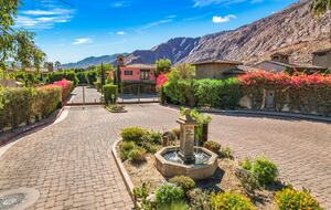 Private Tuscan-Inspired Escape in the Heart of Palm Springs - Palm Springs, California