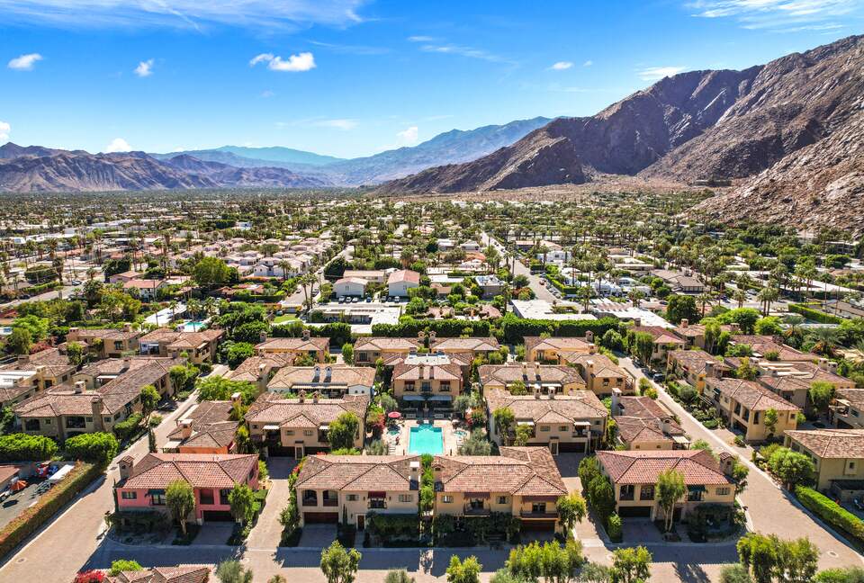 Private Tuscan-Inspired Escape in the Heart of Palm Springs - Palm Springs, California