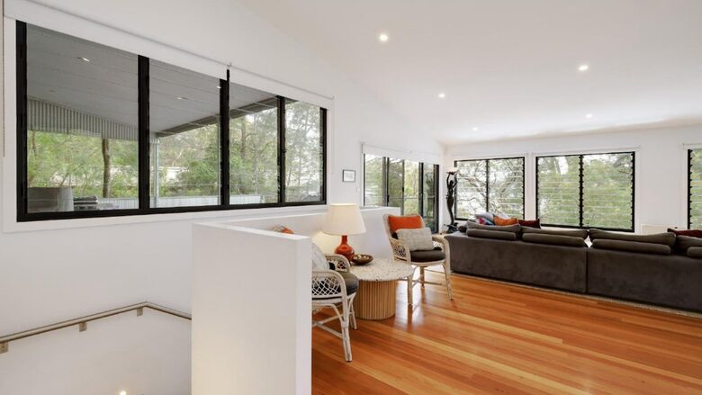 Elevated Bush Retreat with Bay Views Near Lobster Beach - Pretty Beach, Australia