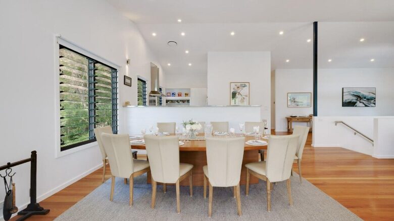 Elevated Bush Retreat with Bay Views Near Lobster Beach - Pretty Beach, Australia