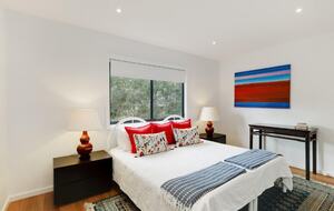 Elevated Bush Retreat with Bay Views Near Lobster Beach - Pretty Beach, Australia